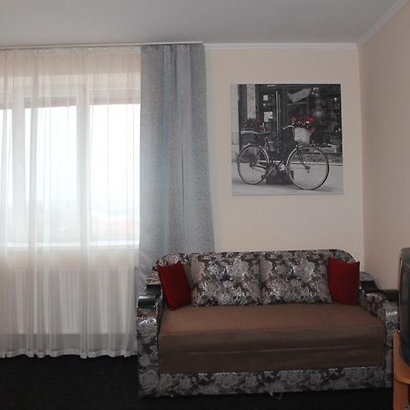 Apartment On Lermontova 35A Мукачево Экстерьер фото