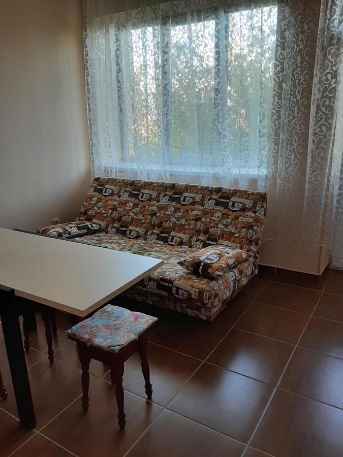 Apartment On Lermontova 35A Мукачево Экстерьер фото