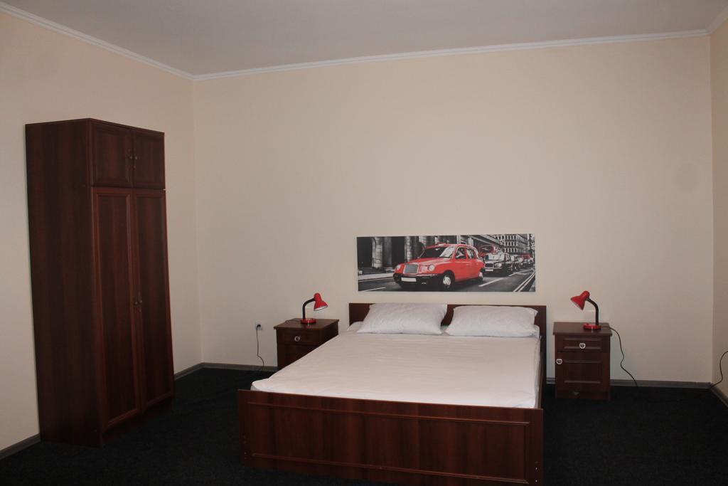 Apartment On Lermontova 35A Мукачево Экстерьер фото
